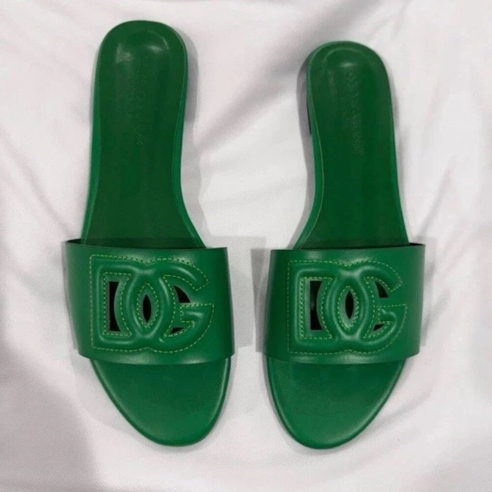 Dolce & Gabbana Green DG Logo Slide Sandals Women’s Size 39 Made In Italy Luxury